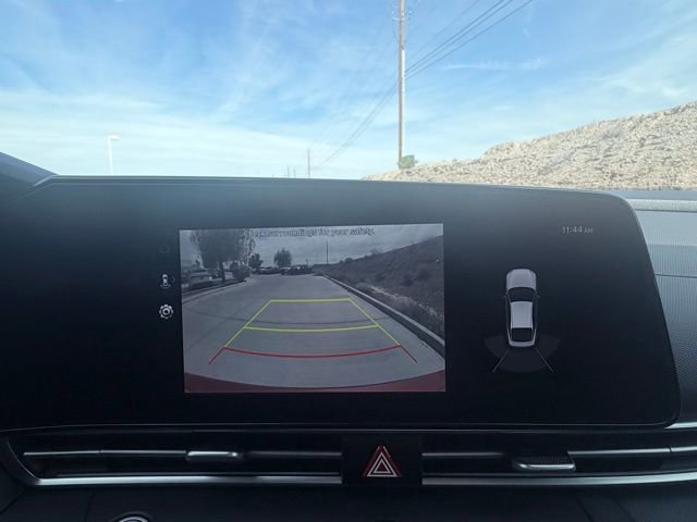 Used 2023 Hyundai Elantra Limited image 20