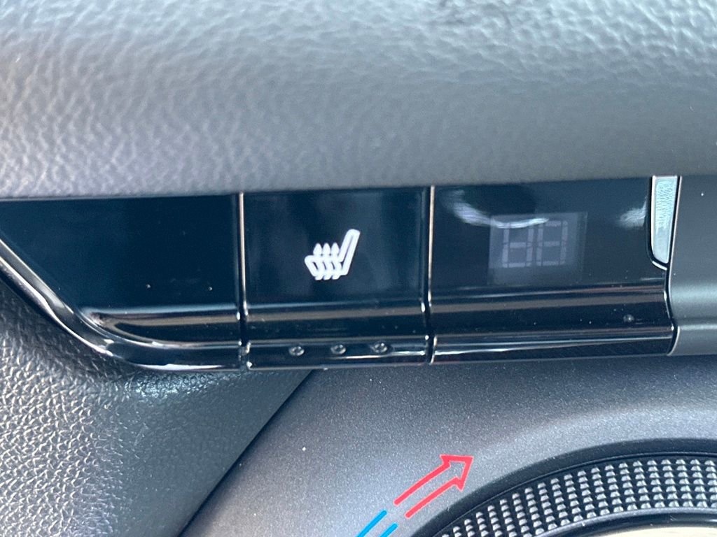 Used 2023 Chevrolet Blazer LT w/ Convenience Package image 36