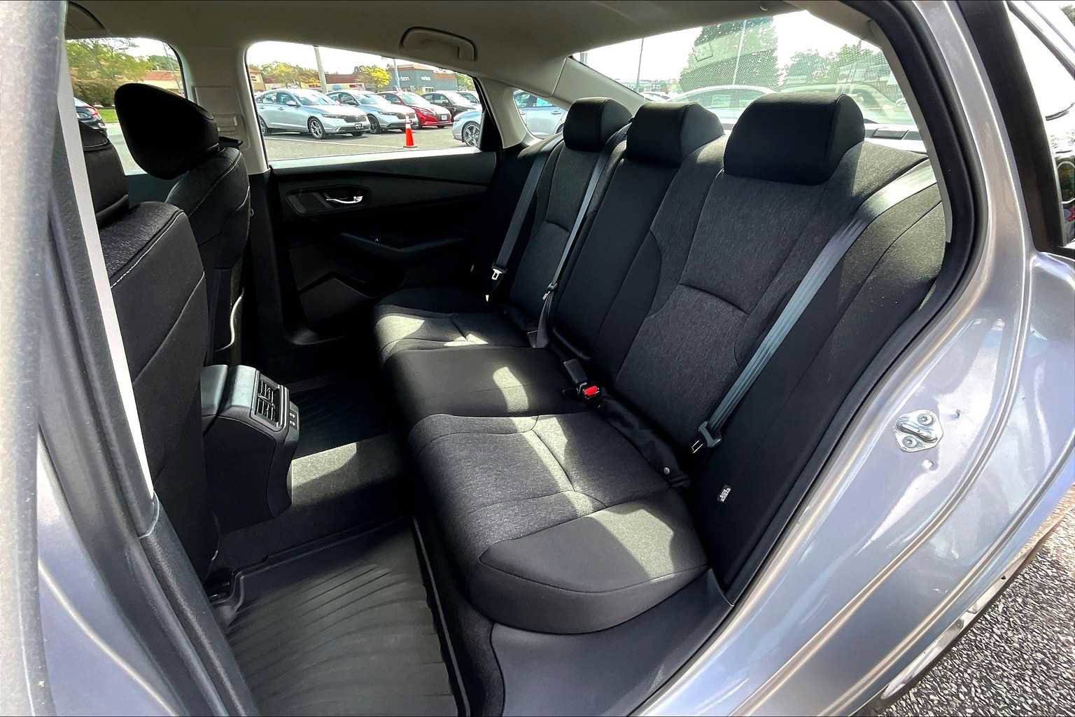 Used 2025 Honda Accord LX image 19