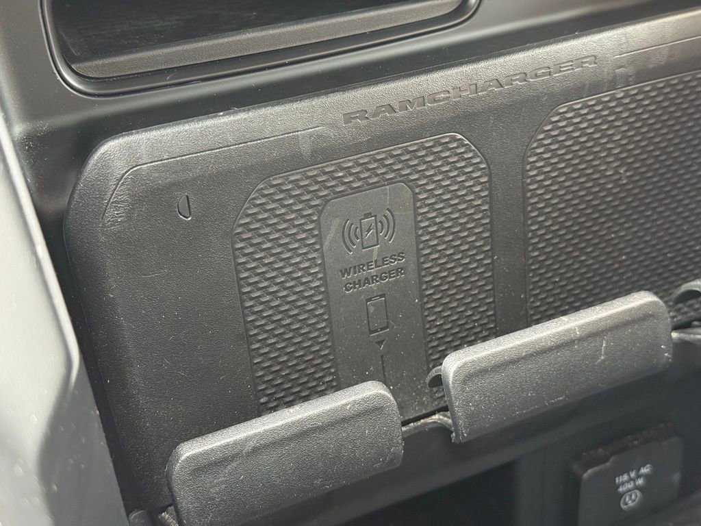 Used 2024 RAM 3500 Limited w/ Safety Group image 30