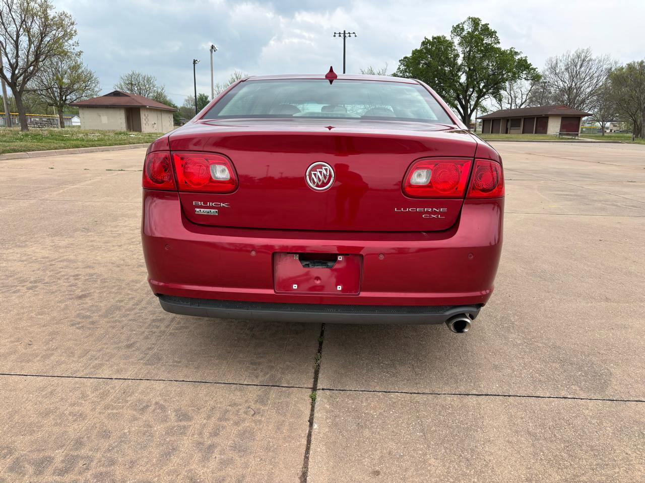 Used 2011 Buick Lucerne CXL w/ Driver Confidence Package FWD image 25