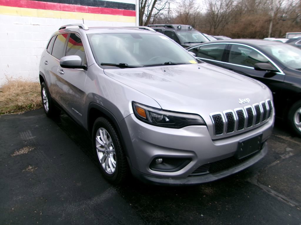 Used 2019 Jeep Cherokee Latitude w/ Cold Weather Group