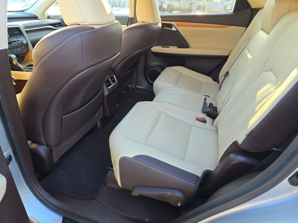 Used 2018 Lexus RX 350L FWD image 17