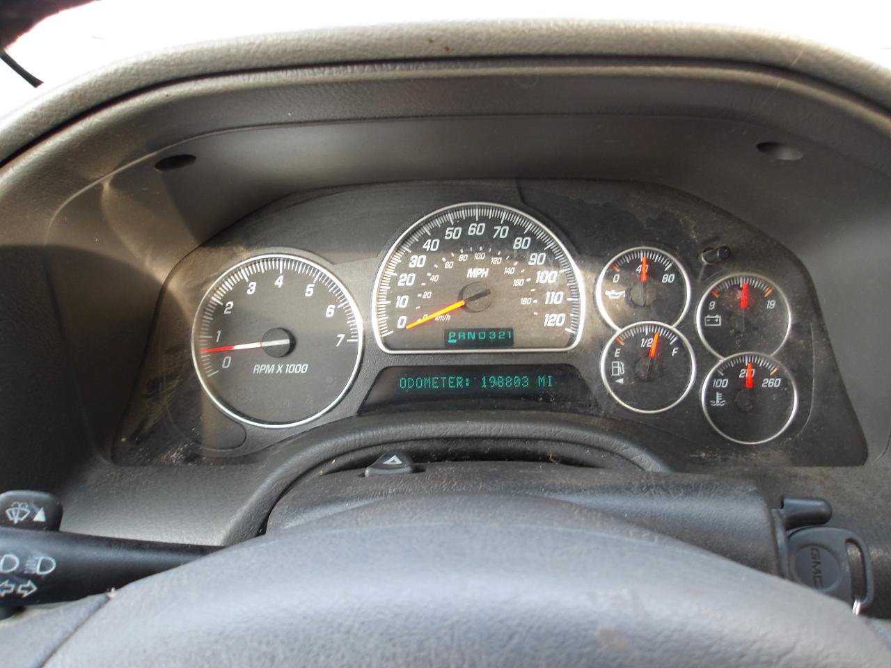 Used 2004 GMC Envoy SLT w/ Preferred Equipment Group AWD/4WD image 18