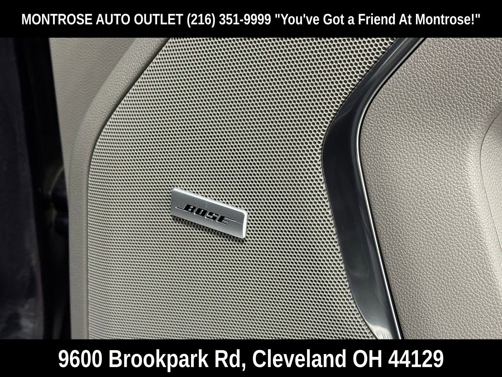 Used 2022 Chevrolet Tahoe Z71 w/ Z71 Off-Road Package AWD/4WD image 45