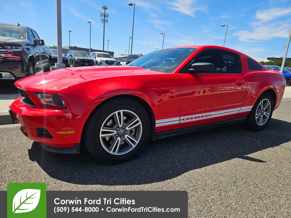 Used 2012 Ford Mustang Premium RWD image 4