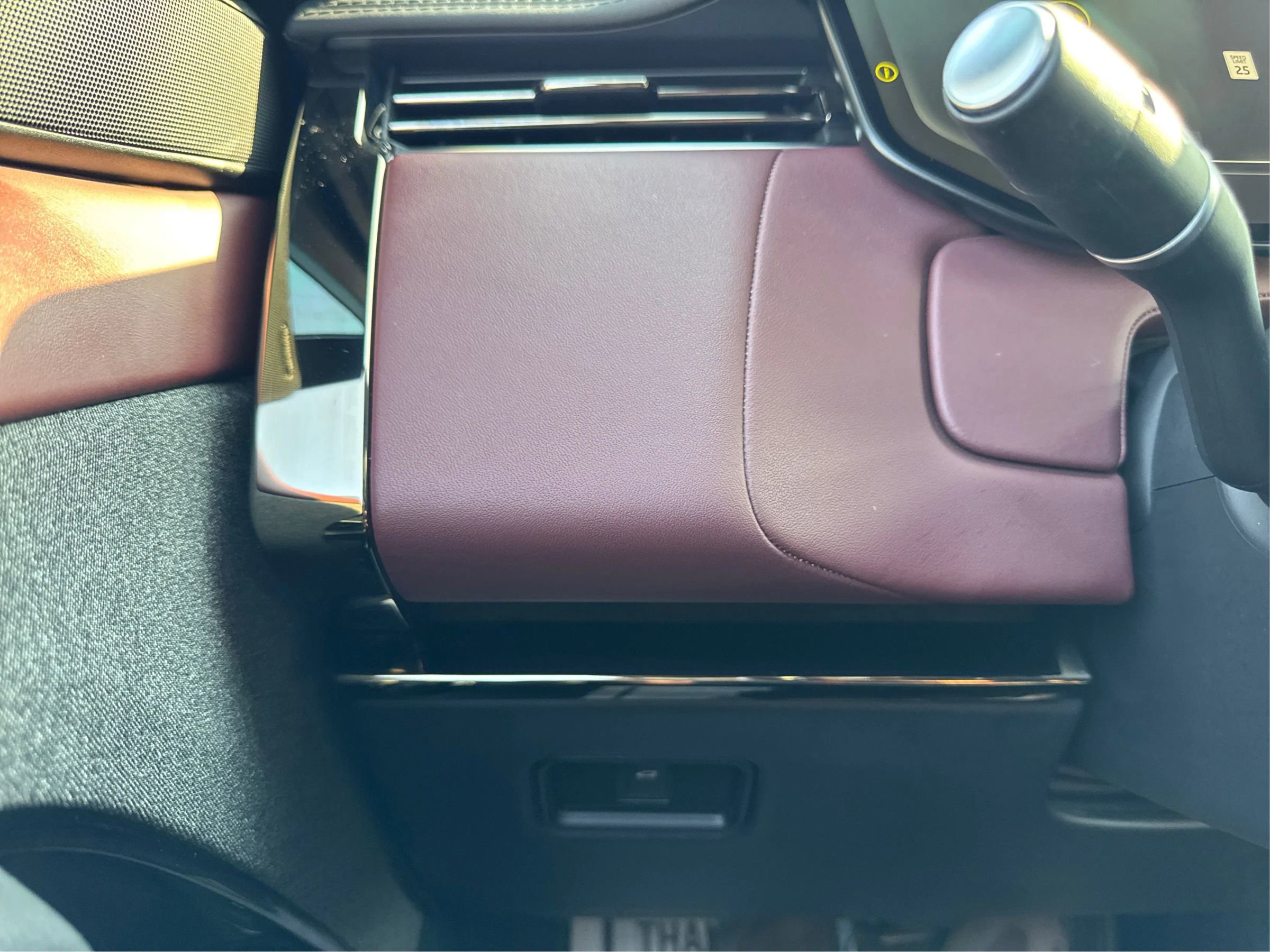 Used 2023 Land Rover Range Rover Sport SE Dynamic image 17