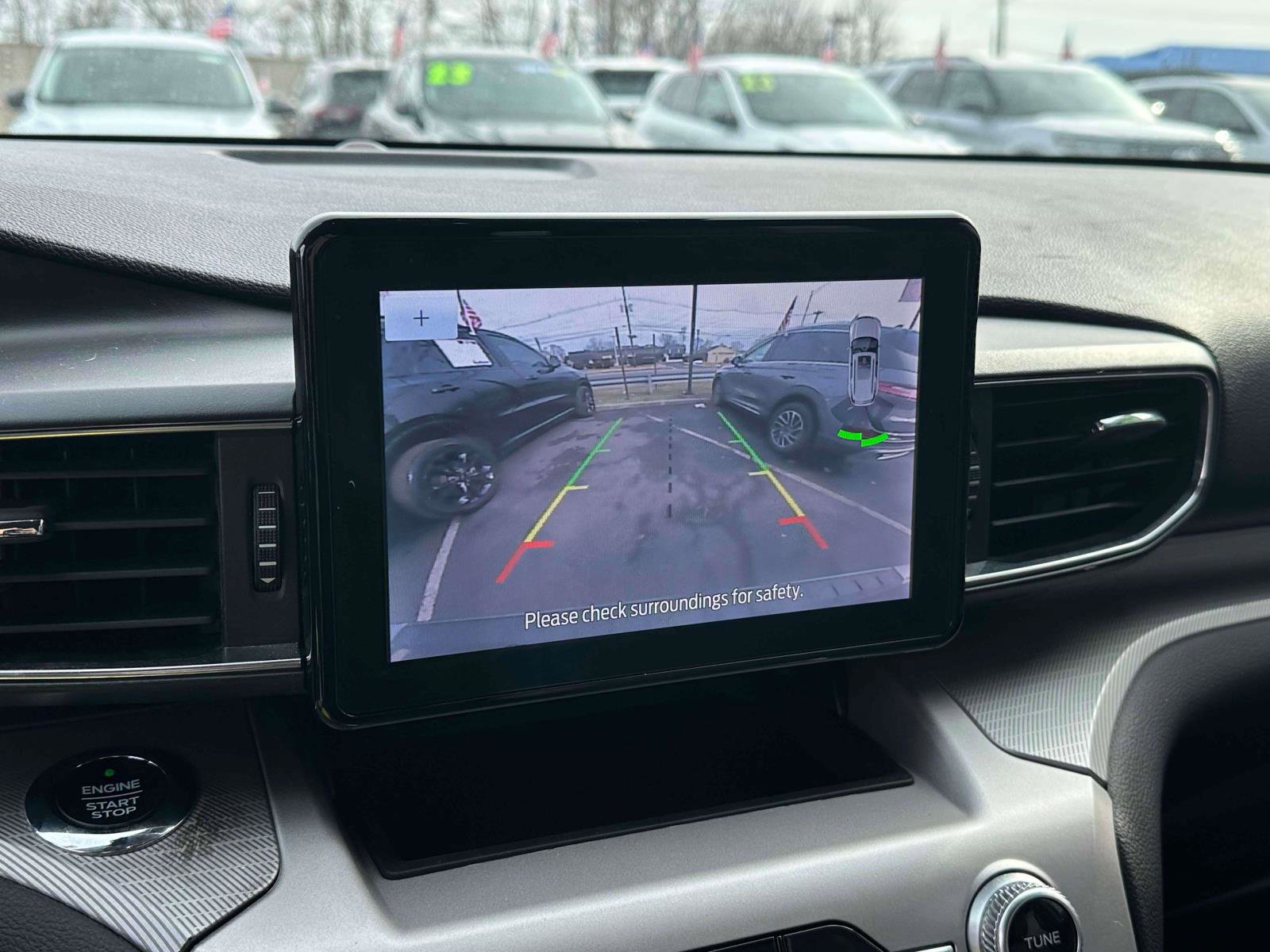 Used 2021 Ford Explorer XLT w/ Equipment Group 202A image 29