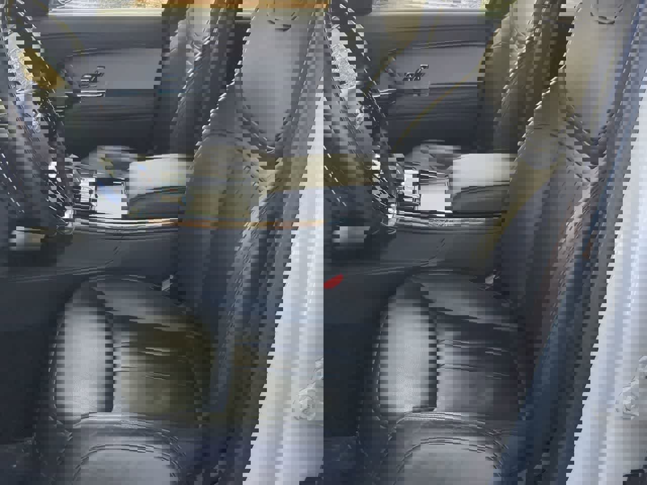 Used 2024 Land Rover Range Rover Sport Dynamic SE image 15