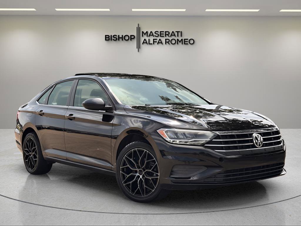 Used 2020 Volkswagen Jetta SE w/ SE Cold Weather Package image 1