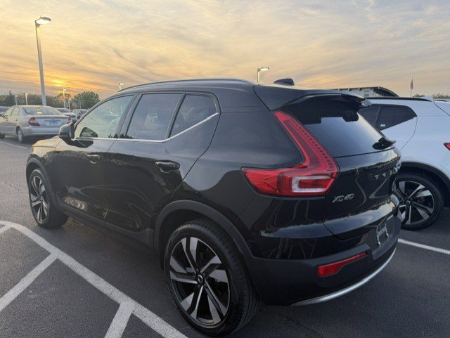 Used 2023 Volvo XC40 B5 Ultimate w/ Protection Package Premier AWD/4WD image 7