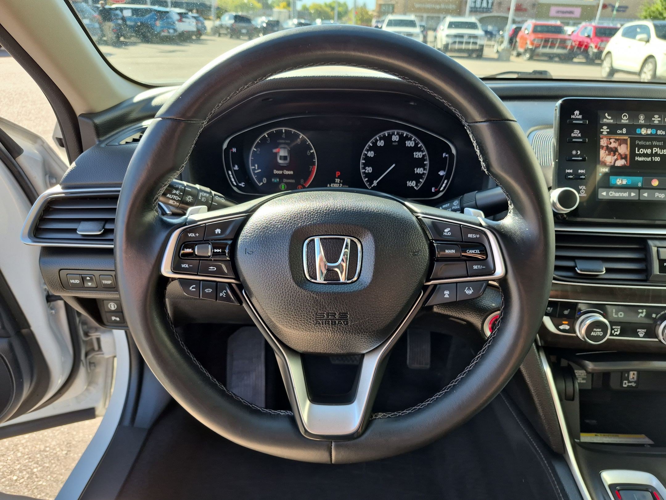 Used 2018 Honda Accord Touring image 19