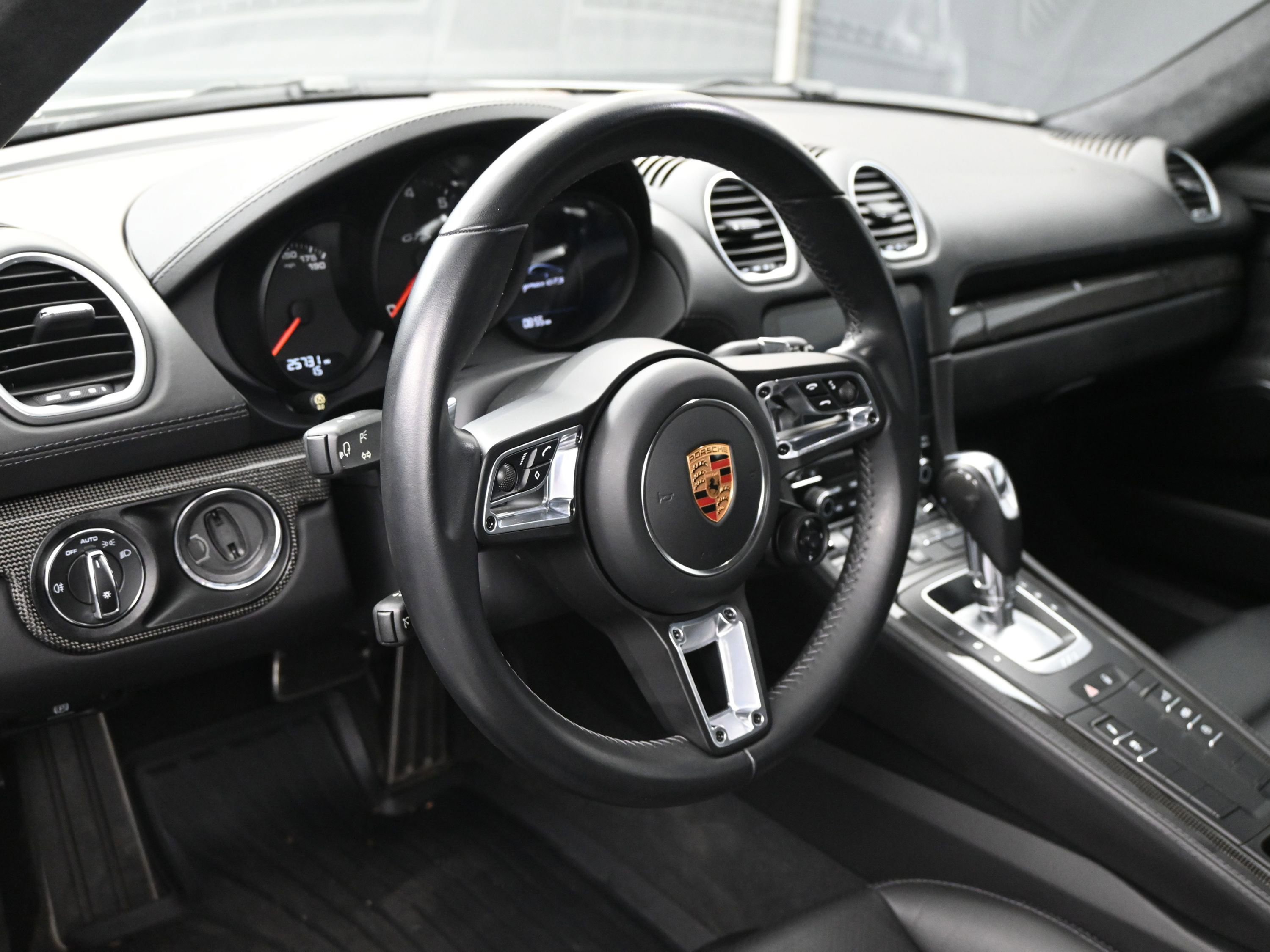 Certified 2019 Porsche 718 Cayman GTS image 5