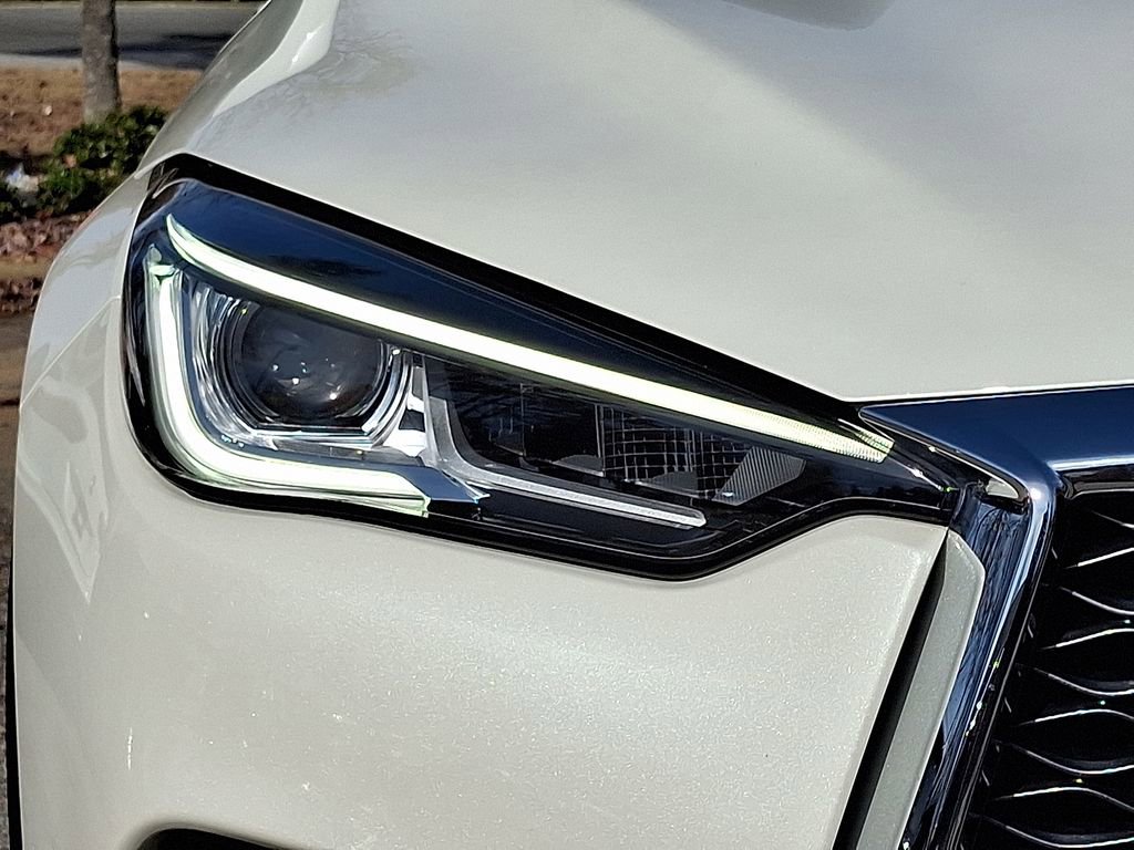 Used 2022 INFINITI QX50 Luxe image 9