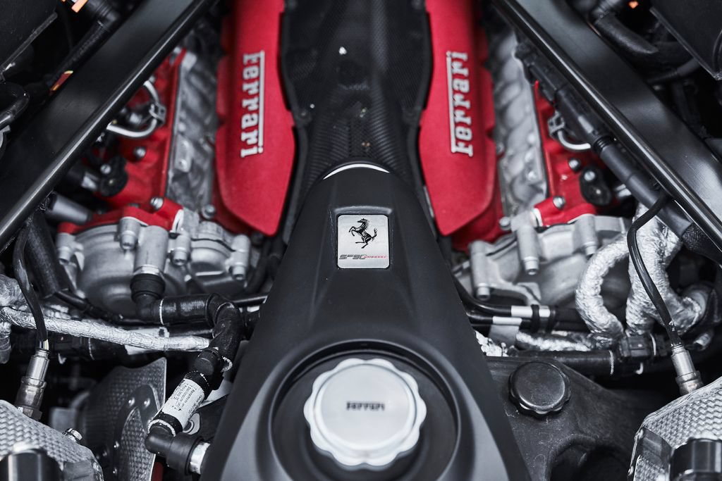 Used 2021 Ferrari SF90 Stradale AWD/4WD image 26