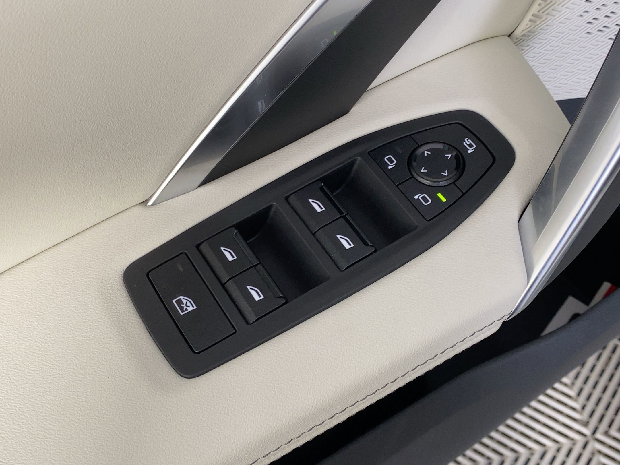 Used 2026 BMW X1 xDrive28i w/ Convenience Package image 22