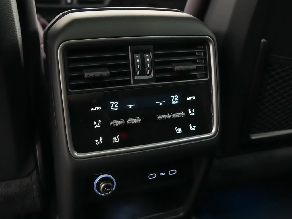 New 2026 Porsche Cayenne AWD/4WD image 32