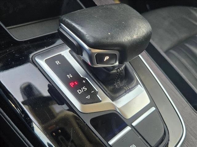 Used 2021 Audi Q5 Premium w/ Convenience Package image 15