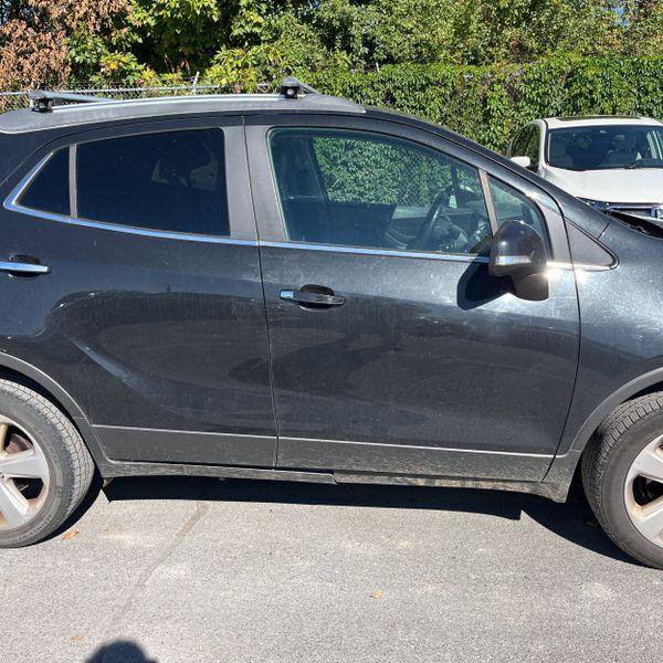 Used 2015 Buick Encore AWD image 17