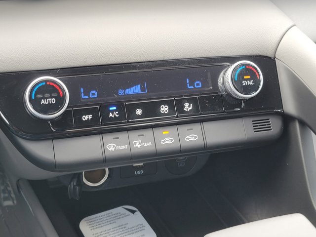 New 2026 Hyundai Elantra Sport FWD image 17