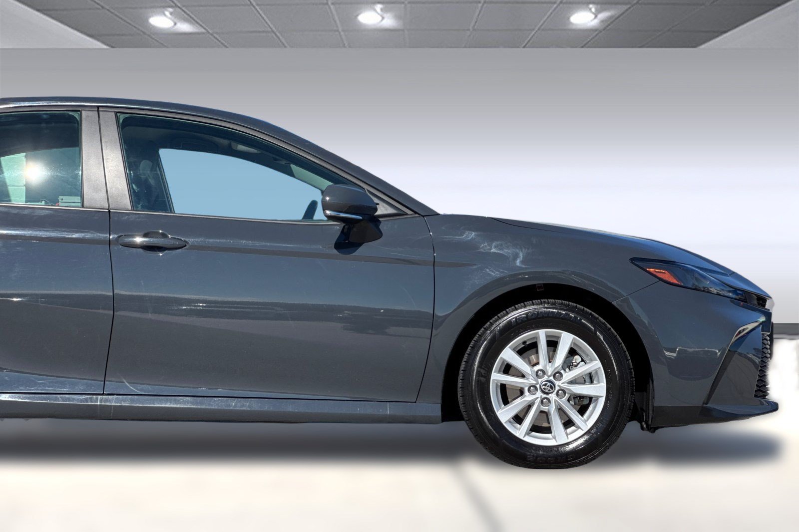 Used 2025 Toyota Camry LE w/ Convenience Package AWD/4WD image 34
