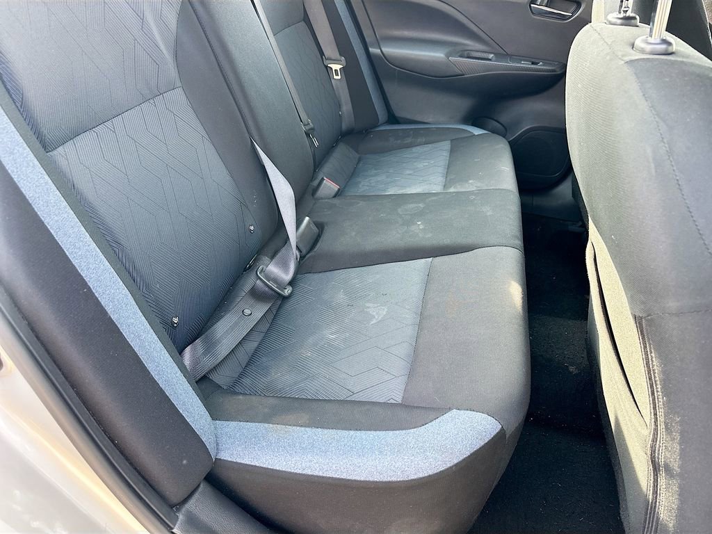 Used 2023 Nissan Versa SV image 19