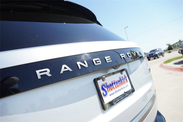 Used 2023 Land Rover Range Rover SE image 12