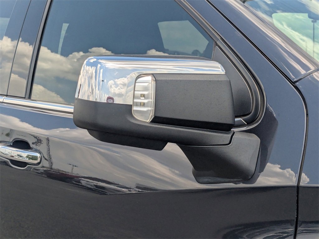 Used 2023 Chevrolet Silverado 1500 LTZ image 12