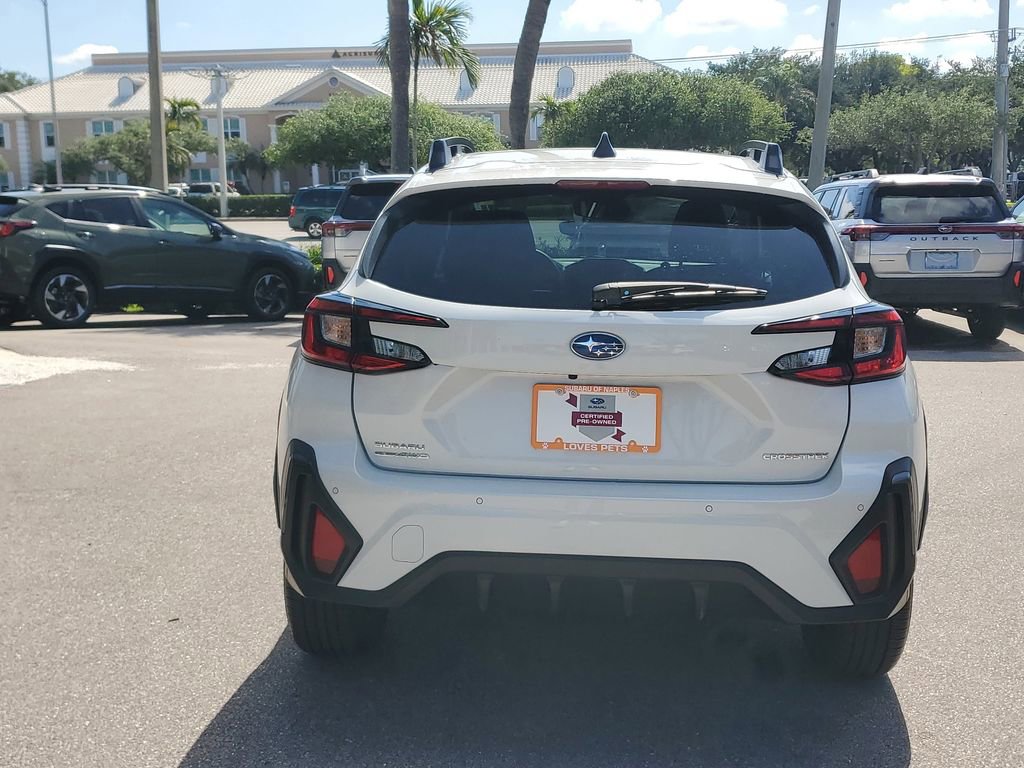 Used 2025 Subaru Crosstrek 2.5i Limited AWD/4WD image 4