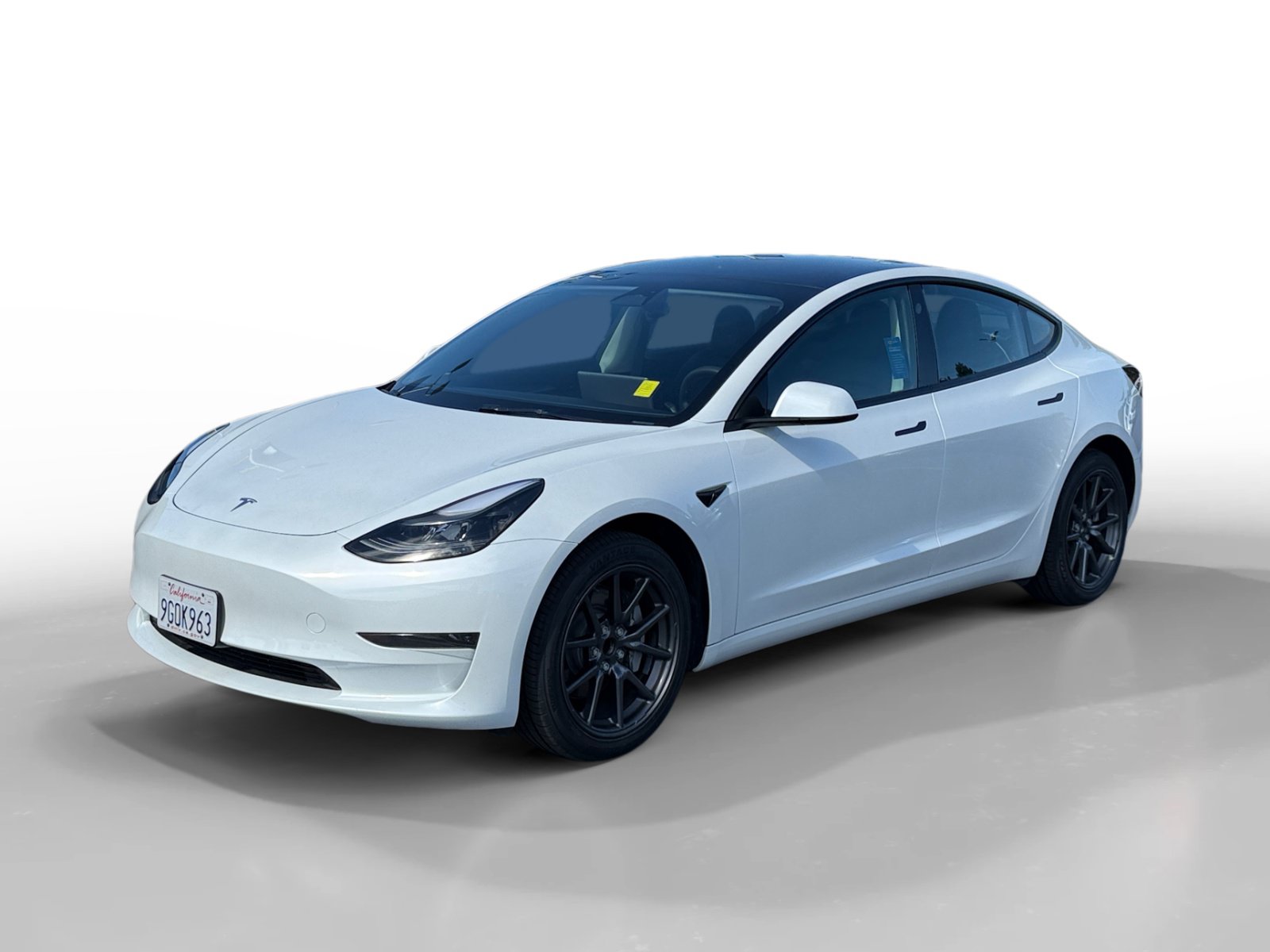 Used 2023 Tesla Model 3 Standard Range RWD image 1
