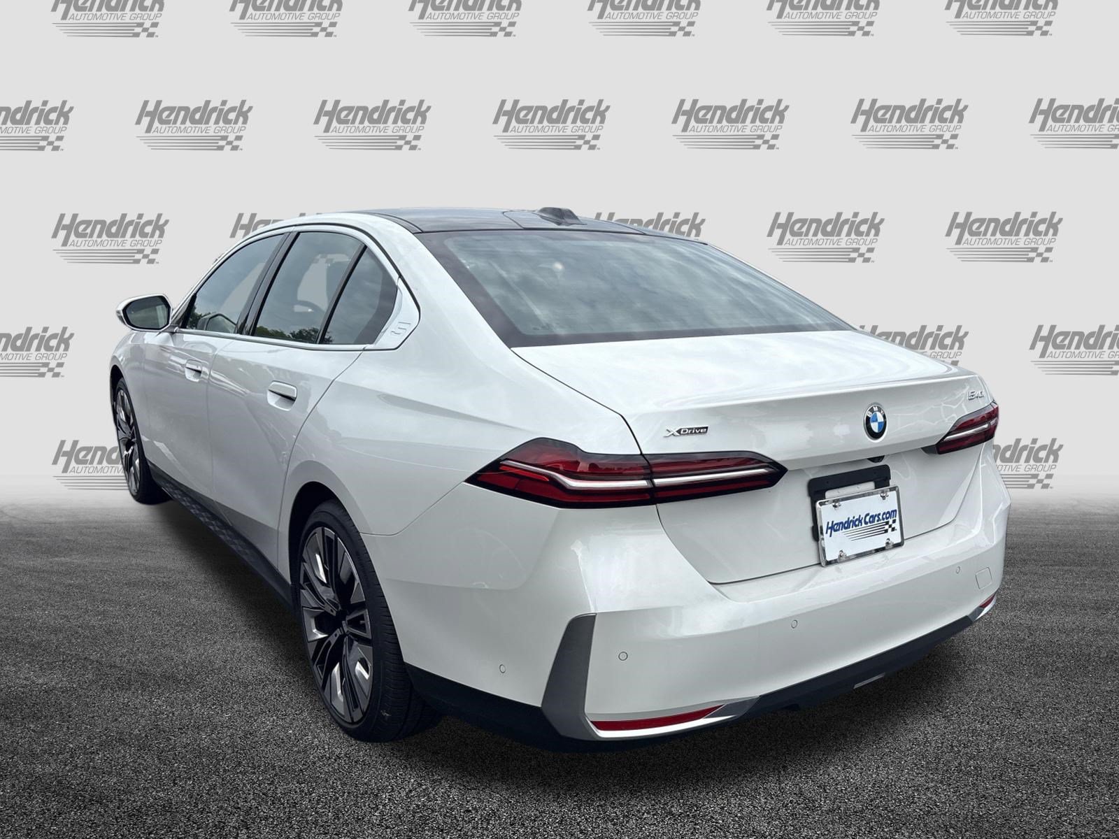 Used 2026 BMW 540i xDrive AWD/4WD image 9