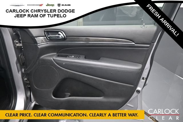 Used 2020 Jeep Grand Cherokee Overland RWD image 35