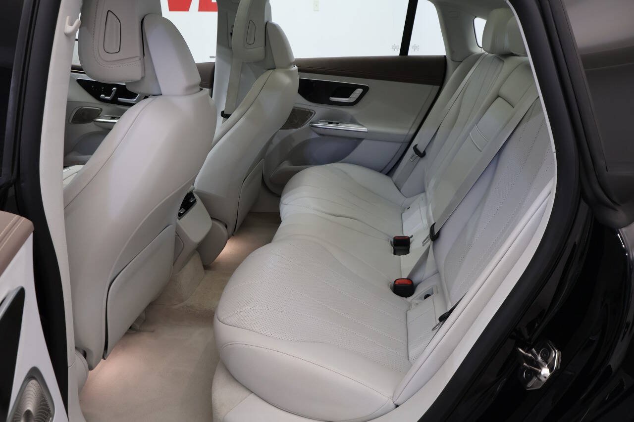 Used 2023 Mercedes-Benz EQE 350+ 4MATIC SUV image 15