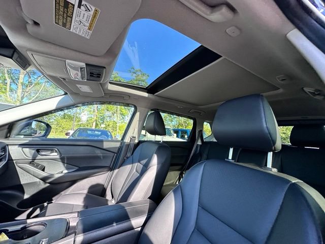 Used 2024 Nissan Rogue SV w/ SV Premium Package FWD image 26