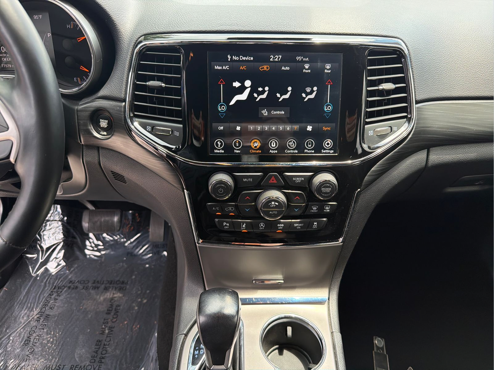 Used 2021 Jeep Grand Cherokee Laredo X RWD image 18