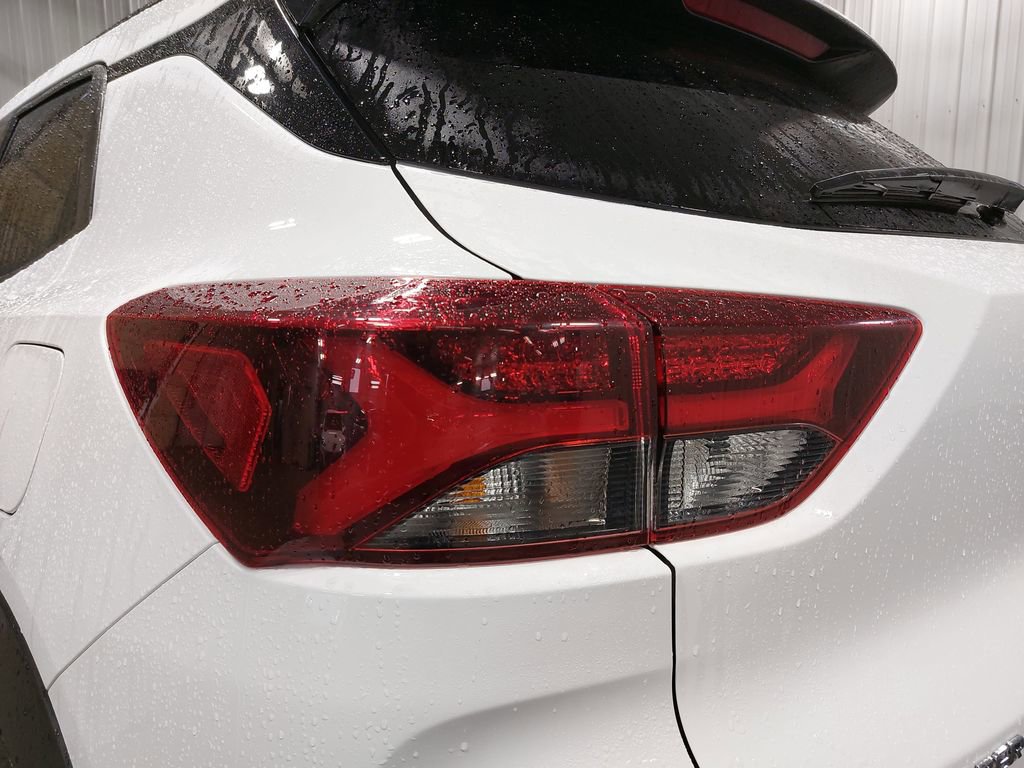 Used 2023 Chevrolet TrailBlazer ACTIV image 34