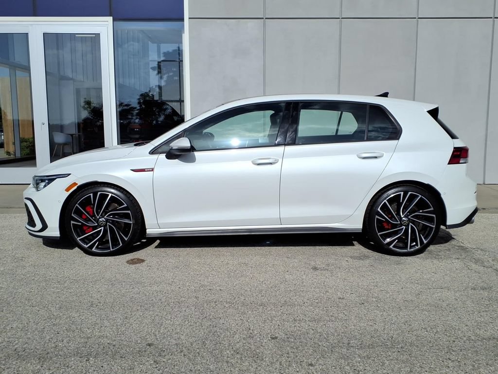 Used 2022 Volkswagen GTI Autobahn FWD image 3