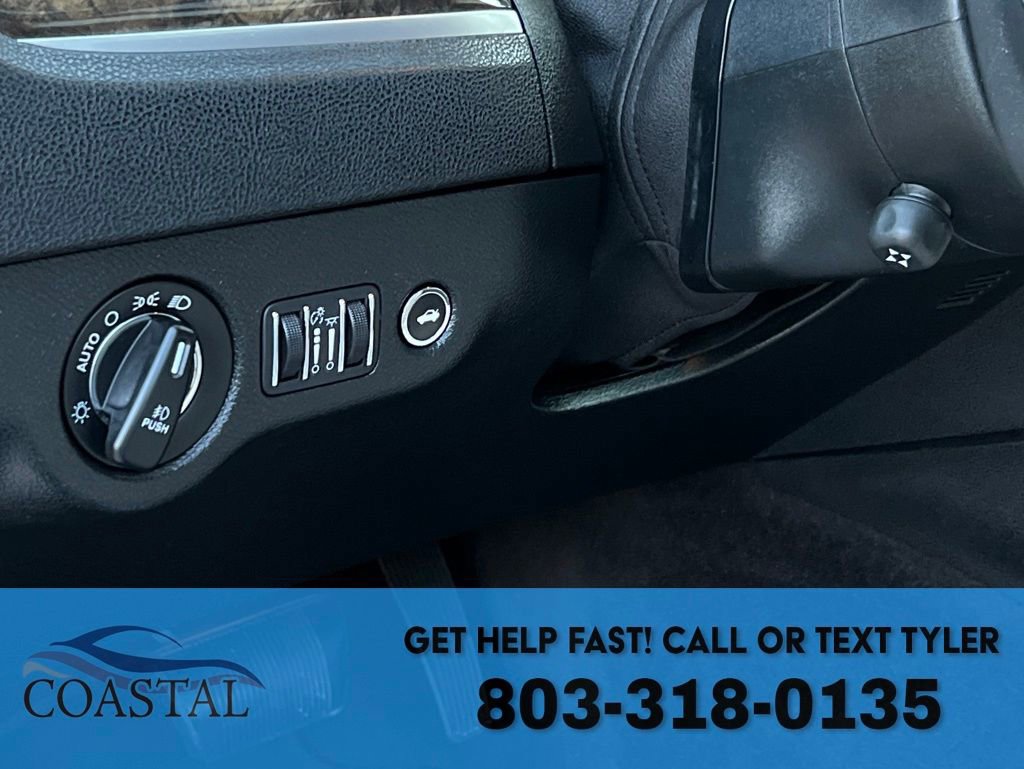 Used 2018 Chrysler 300 Limited w/ Safetytec Plus Group image 10