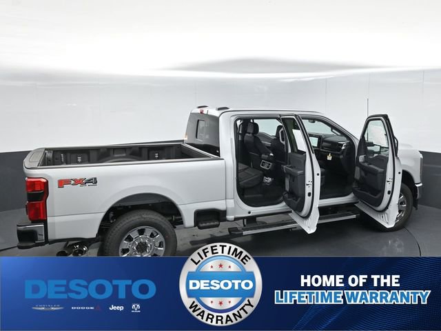 New 2026 Ford F250 Lariat w/ Chrome Package image 57