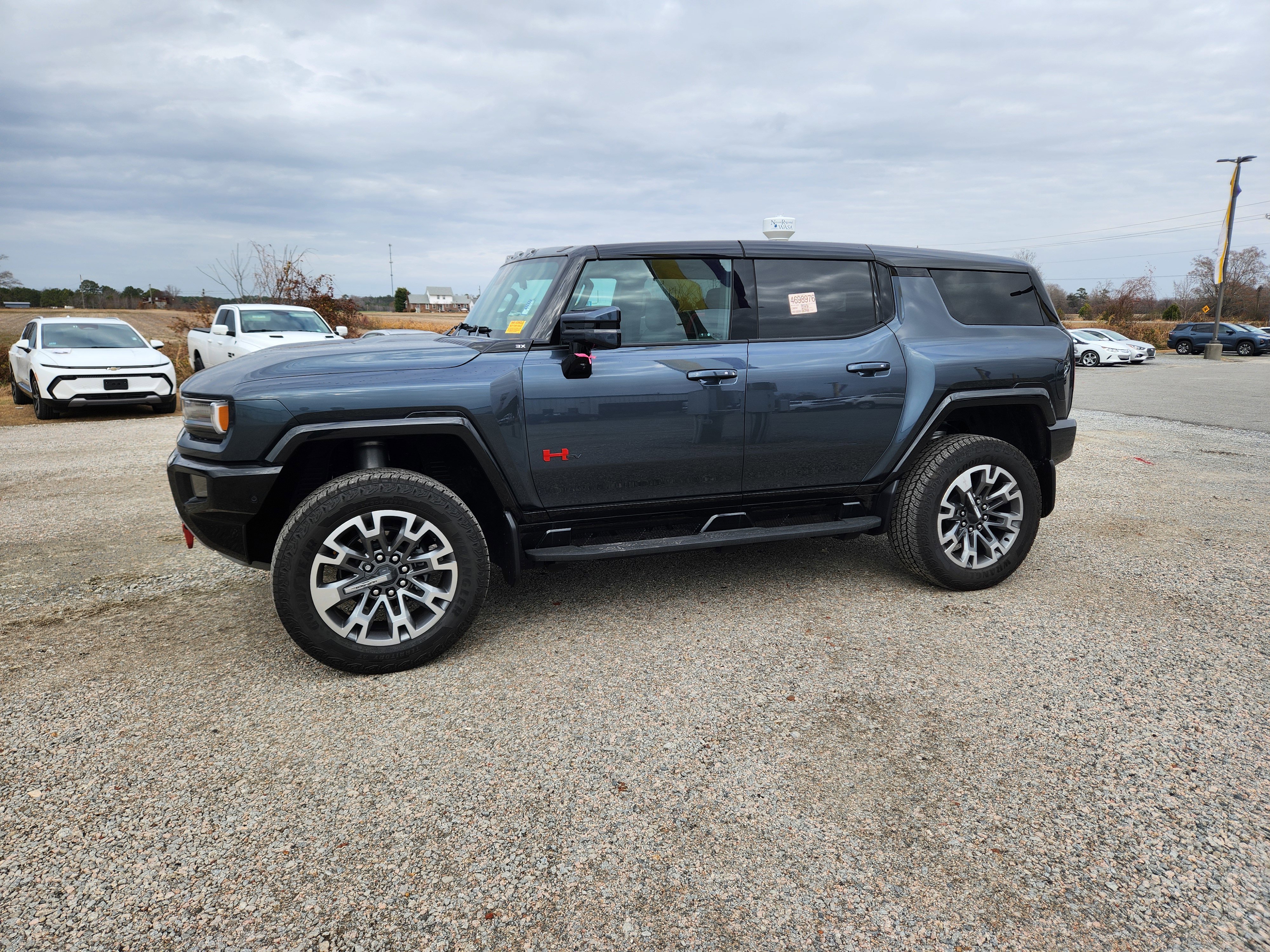 Used 2025 GMC Hummer EV 3X w/ LPO, Sport Package image 7
