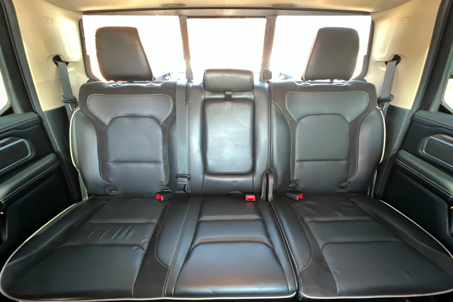 Used 2019 RAM 1500 Laramie w/ Trailer Tow Group AWD/4WD image 24