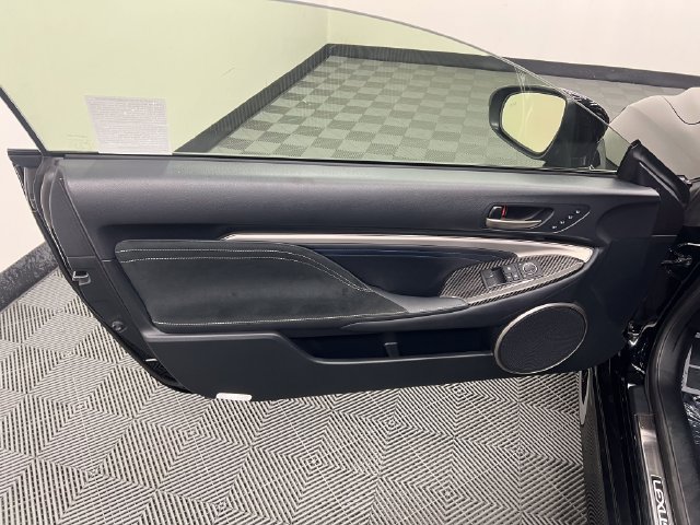 Used 2017 Lexus RC F w/ Premium Package RWD image 9