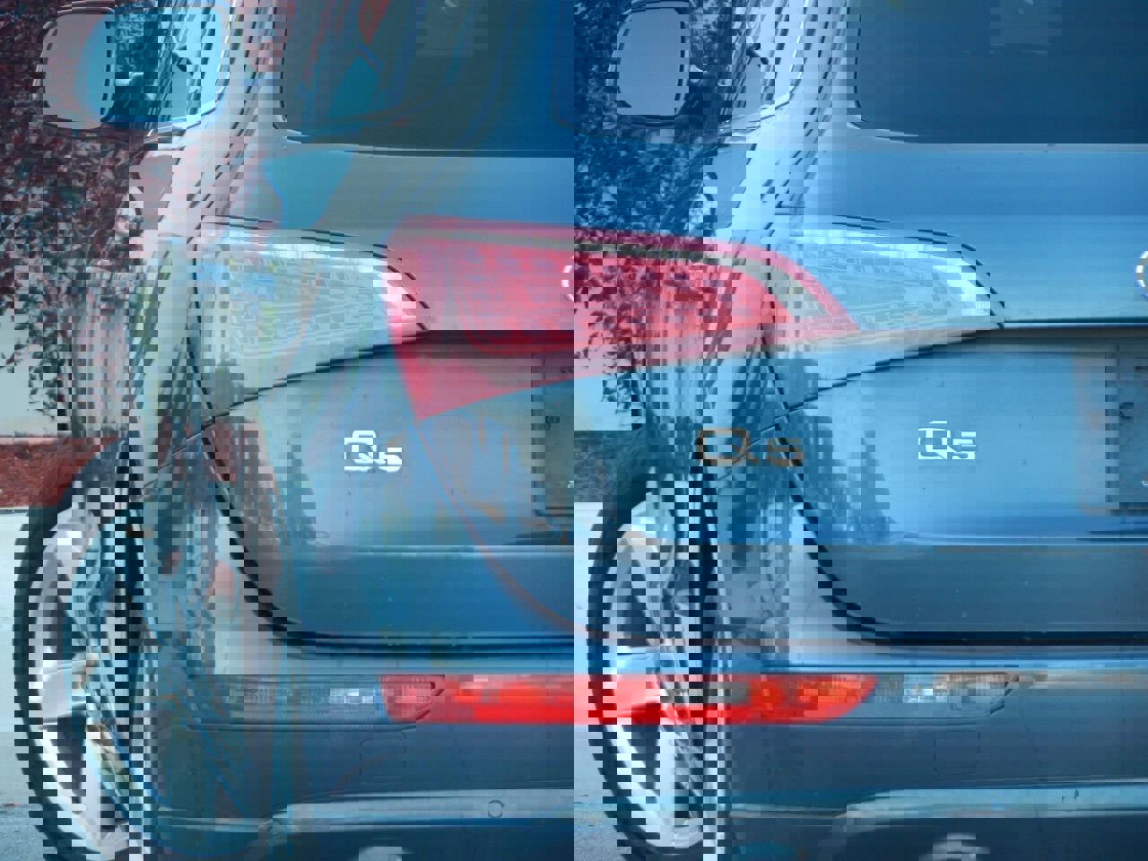 Used 2011 Audi Q5 2.0T Premium Plus