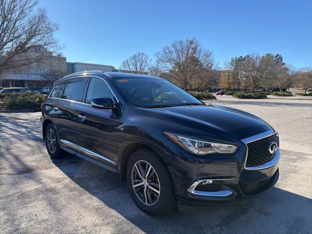 Used 2019 INFINITI QX60 Luxe w/ Essential Package image 4