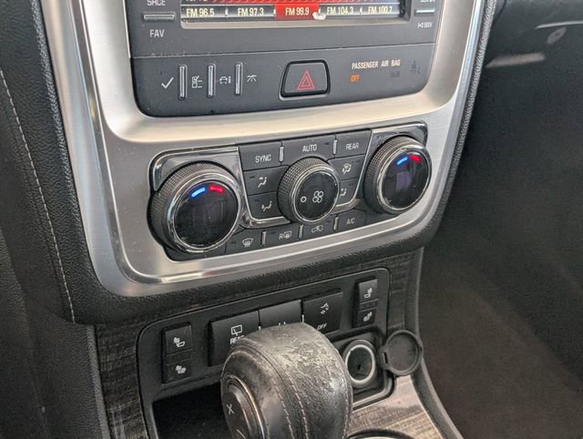 Used 2016 GMC Acadia SLT image 18