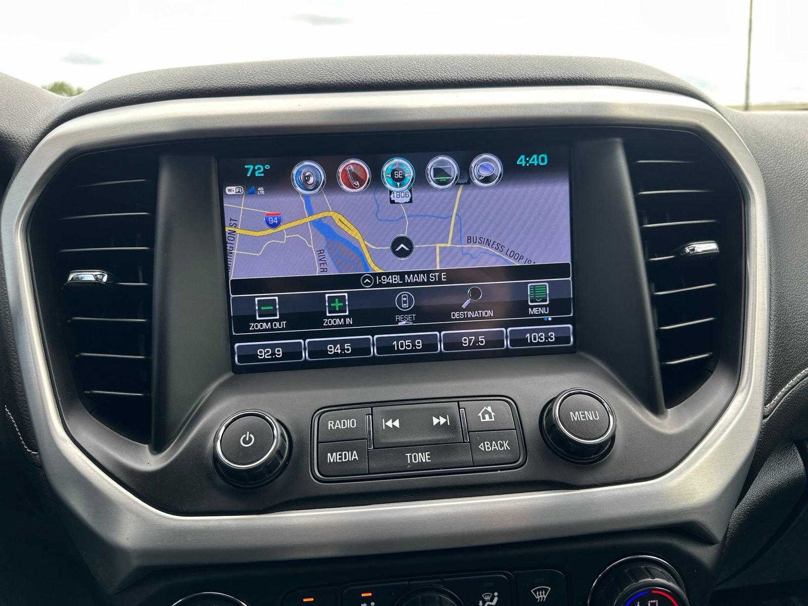 Used 2018 GMC Acadia SLT AWD/4WD image 60