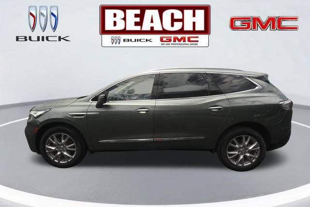 Used 2023 Buick Enclave Essence w/ Experience Buick Package FWD image 6
