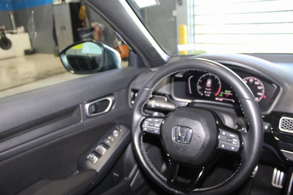 Used 2023 Honda Civic Sport image 21