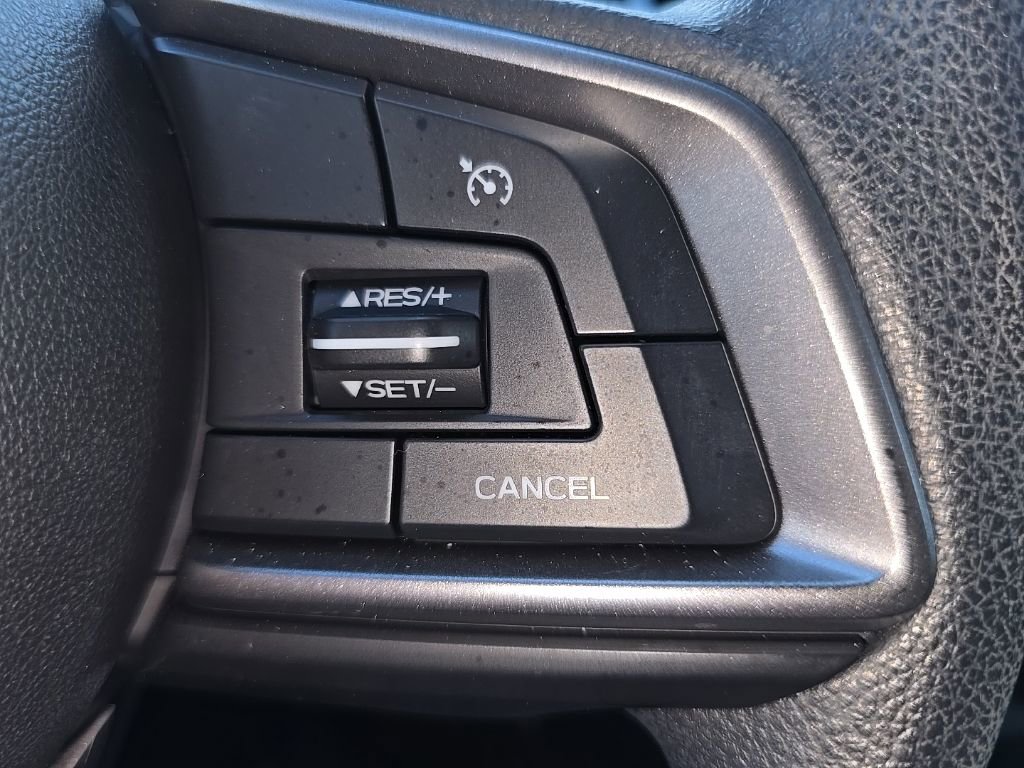 Used 2017 Subaru Impreza 2.0i Premium image 18