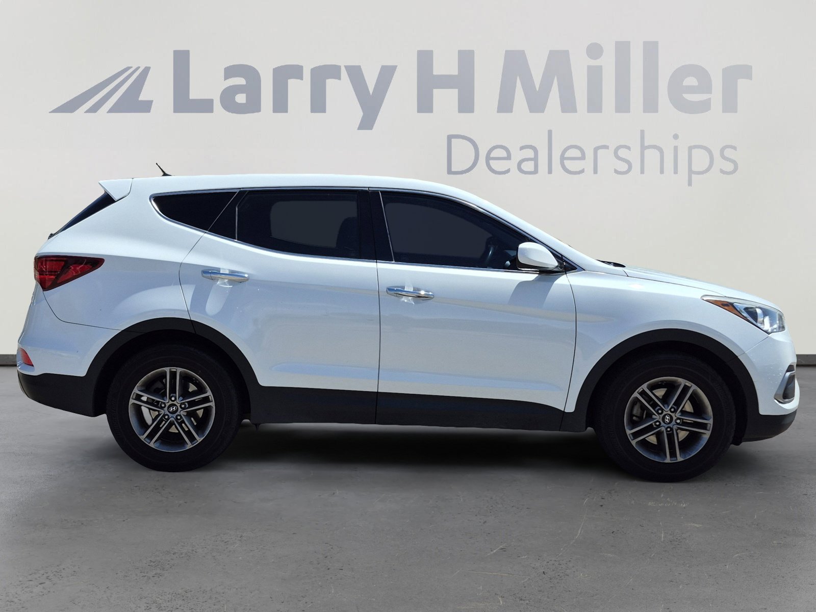 Used 2018 Hyundai Santa Fe Sport AWD/4WD image 6